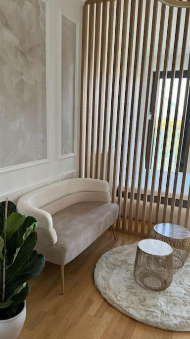Design Luxury Near The Center